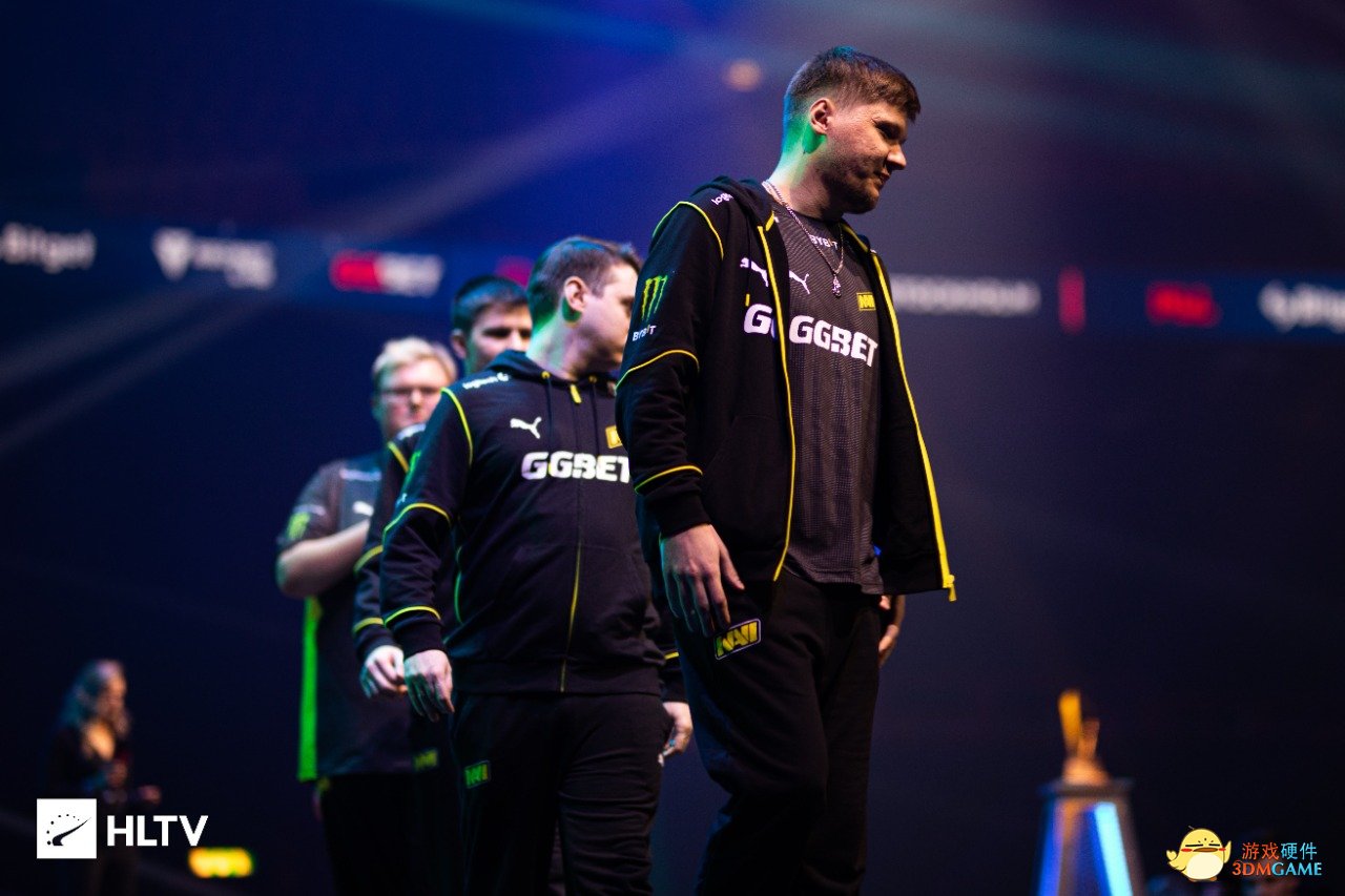 每个球员都 每个球员都