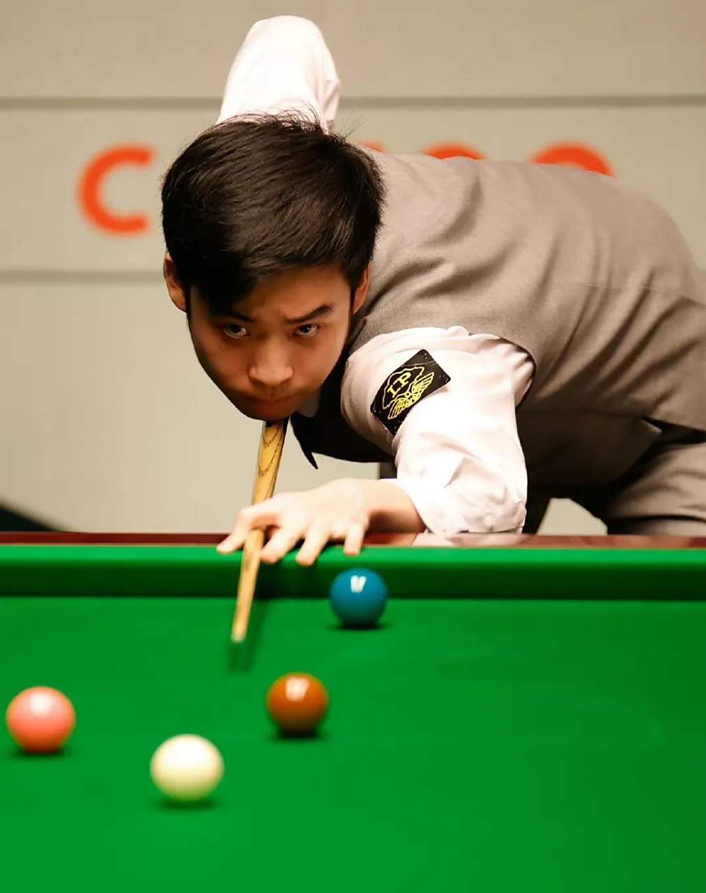 献让整个团 献让整个团