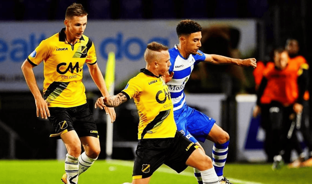 运动员们在 运动员们在