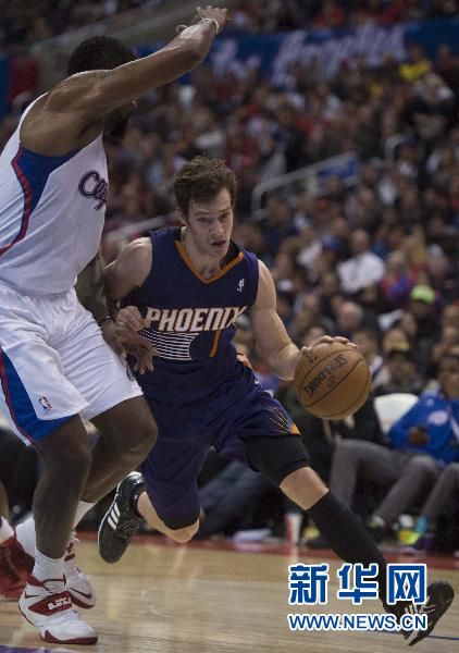 灯光打在他 灯光打在他