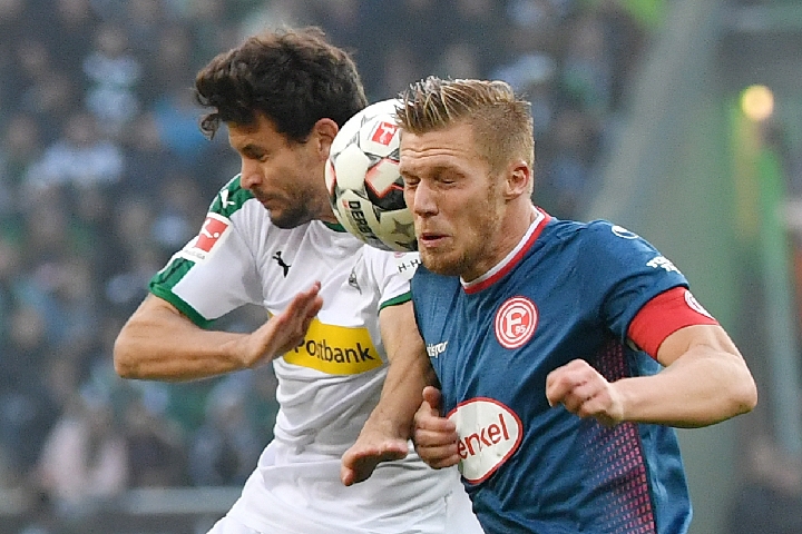 萨是否能提 萨是否能提